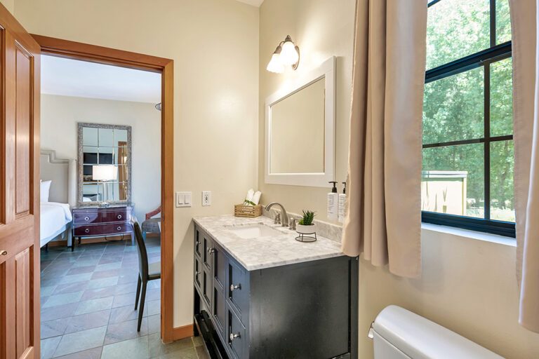 Hillside Room - Sonoma Coast Villa